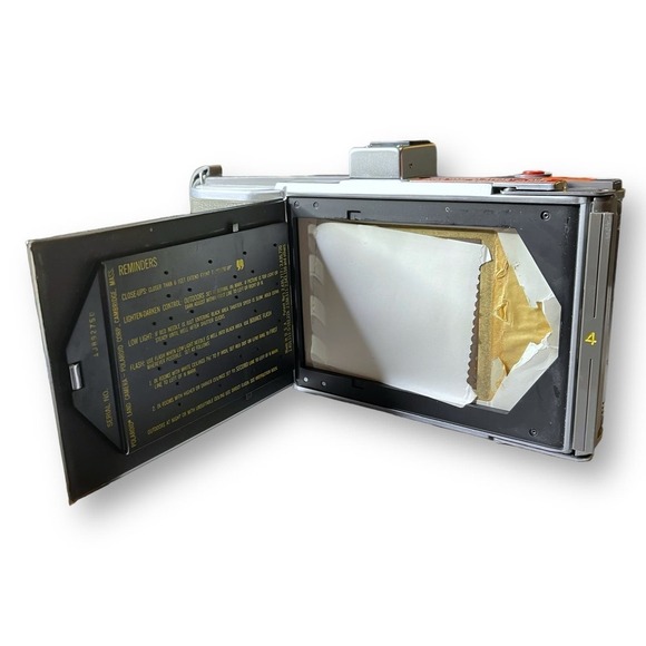 Vintage Polaroid Land Camera Model J66 Instant Photography w/ Case Untested - Picture 10 of 13